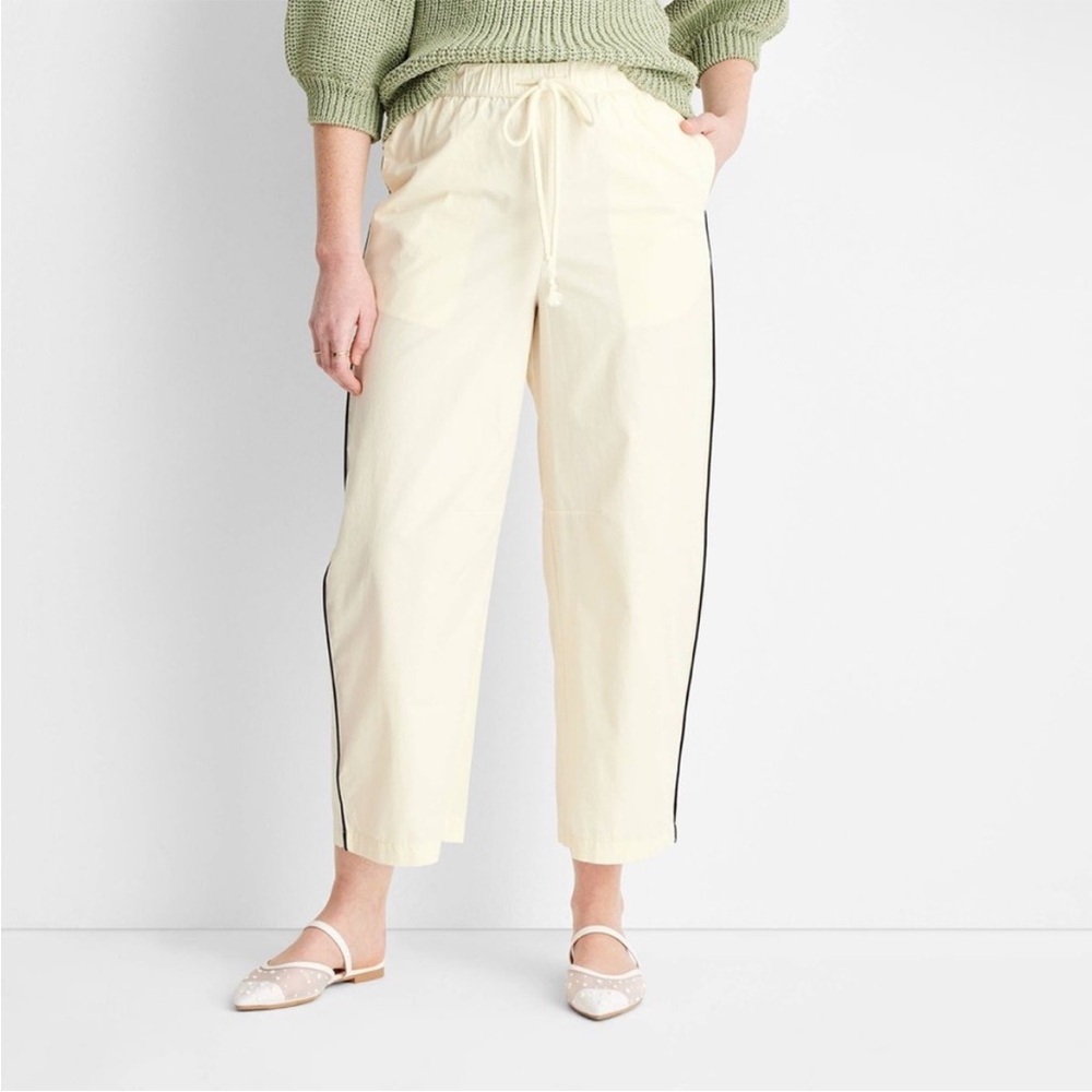 Future Collective - Mid-Rise Barrel Leg Track Pants - Cream NWT